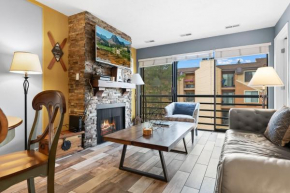 Main St Wanderlust, Resort Bliss and Nearby Dining Delights